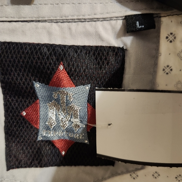 TM Exposure western style shirt, w cool geometric pattern & pearl style buttons - Picture 2 of 6